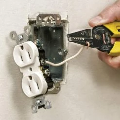 Klein Tools Klein Wire Stripper/Cutter (10-18 AWG Solid) 11045 -Werner Sales Shop 11045 app2