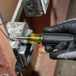 Klein Tools Klein 14-in-1 Multi-Bit Adjustable Length Screwdriver 32303 12 Klein Tools Klein 14-in-1 Multi-Bit Adjustable Length Screwdriver 32303 -Werner Sales Shop 32303 app6